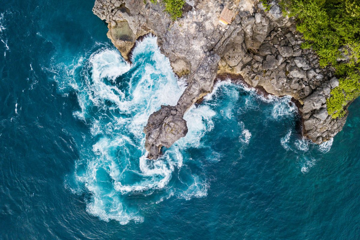  Crystal Bay in the Nusa Islands